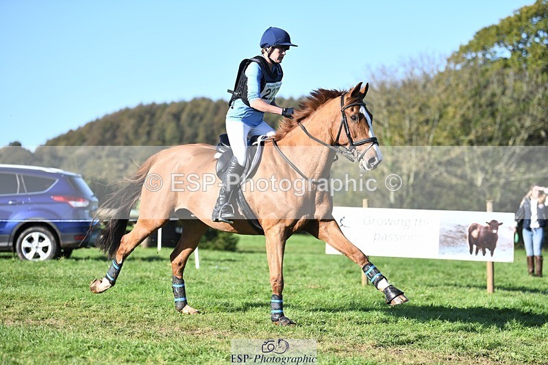 231022-103622-25659 - 227-DHI.GERARD.NITA-Danielle.Watt-XC