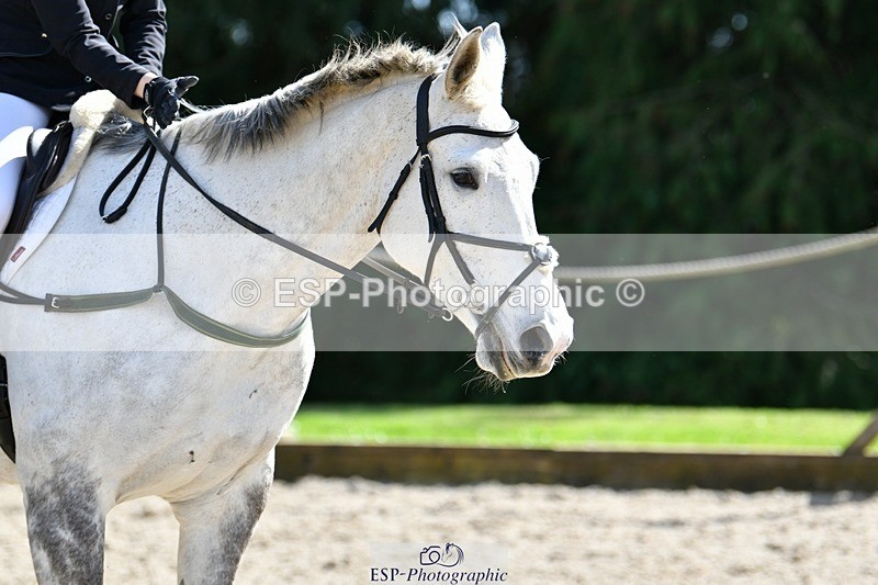 240324-131128-02816 - Cls 9 Snr 1.05m Open