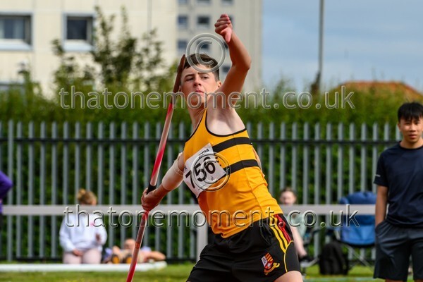 Age25SAT-925757 - Field Male