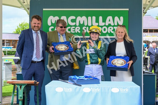 yr11062022r1-194 - Race 1 12.45pm Macmillan Ride of Their Lives, supported by Sky Bet