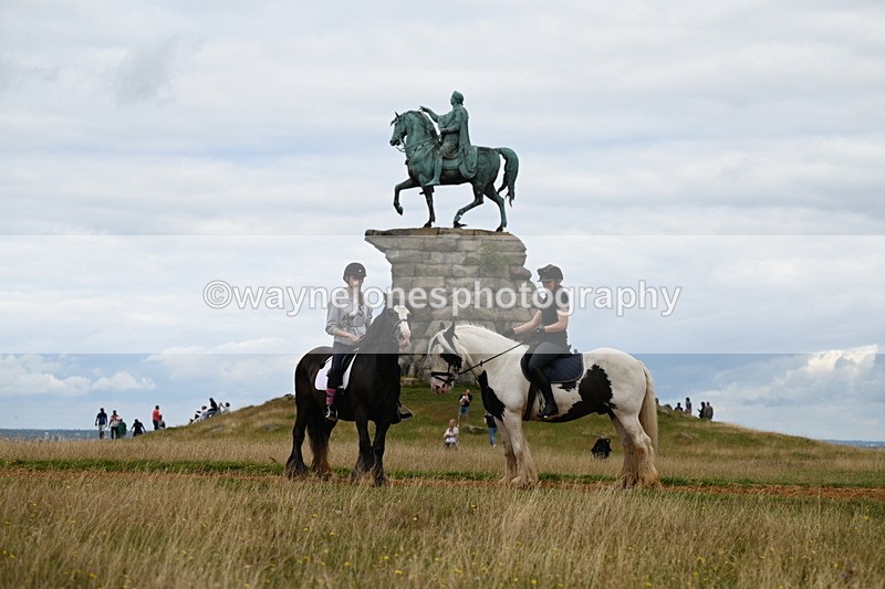 DSC_6594 - Time at Statue 12:45 to 13:15