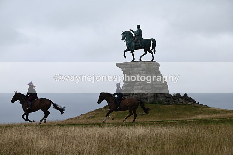 DSC_0139 - Time at Statue 09:51 to 10:54