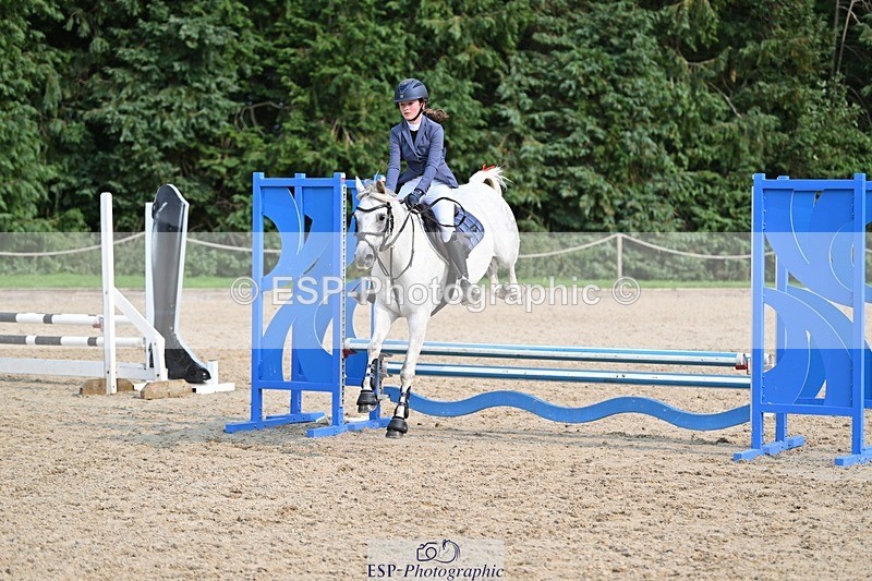 240818-161556-05365 - Cls 13 Pony Intro 70cm