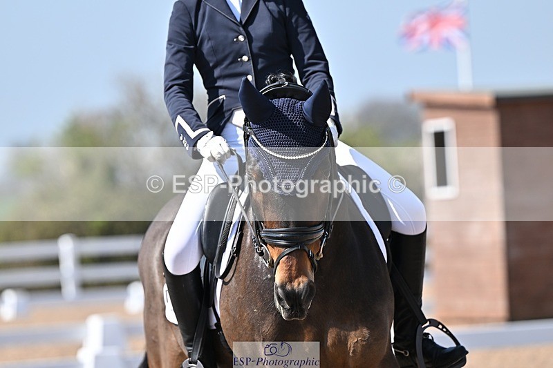 250404-135741-06523 - 110-Annabelle.Wesley-Den.Ostriks.Nio