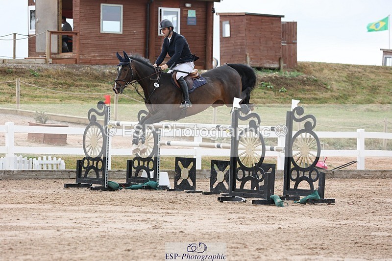 250717-134701-05580 - Cls 1, 3 Star Small Tour Start to Break