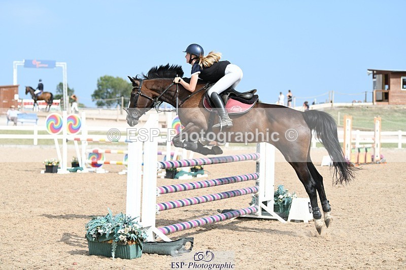 250725-163932-03983 - Cls 10 1.05m Amateur Quali