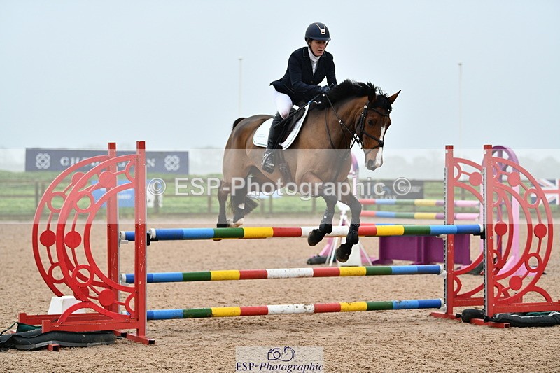 241102A-143015-05800 - SAT Cls 11 Snr 1.05m