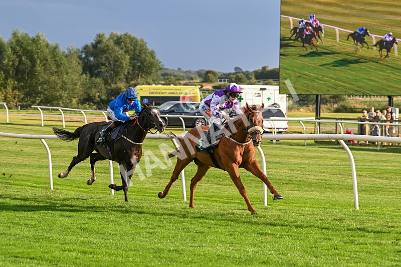 280824-Race 8-Fiscal Policy-5180 - Race 8