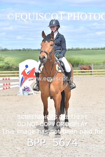 BPP_5674 - CLASS 24 SUN Senior BritiNovice/ 90cm Open