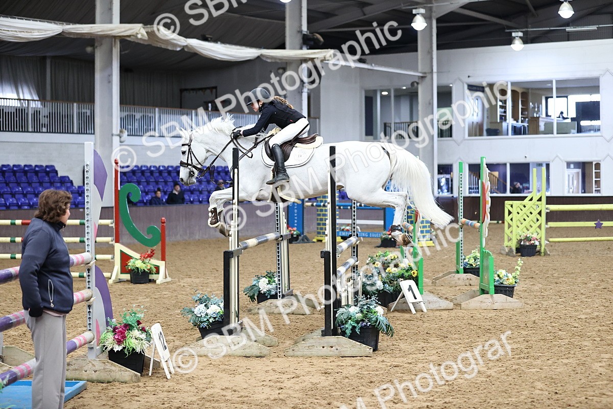 SBM_005918 - Class 16 - Senior Newcomers - 1.10m Open