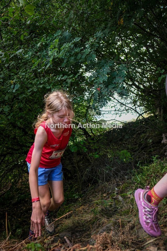DSCF4925 - Reeth fell race age grades