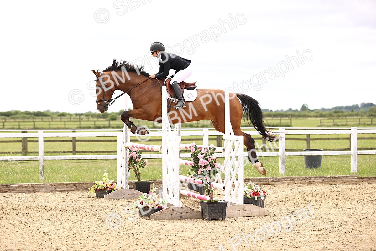 SBM_007678 - Class 19 - Senior Newcomers - 1.10m