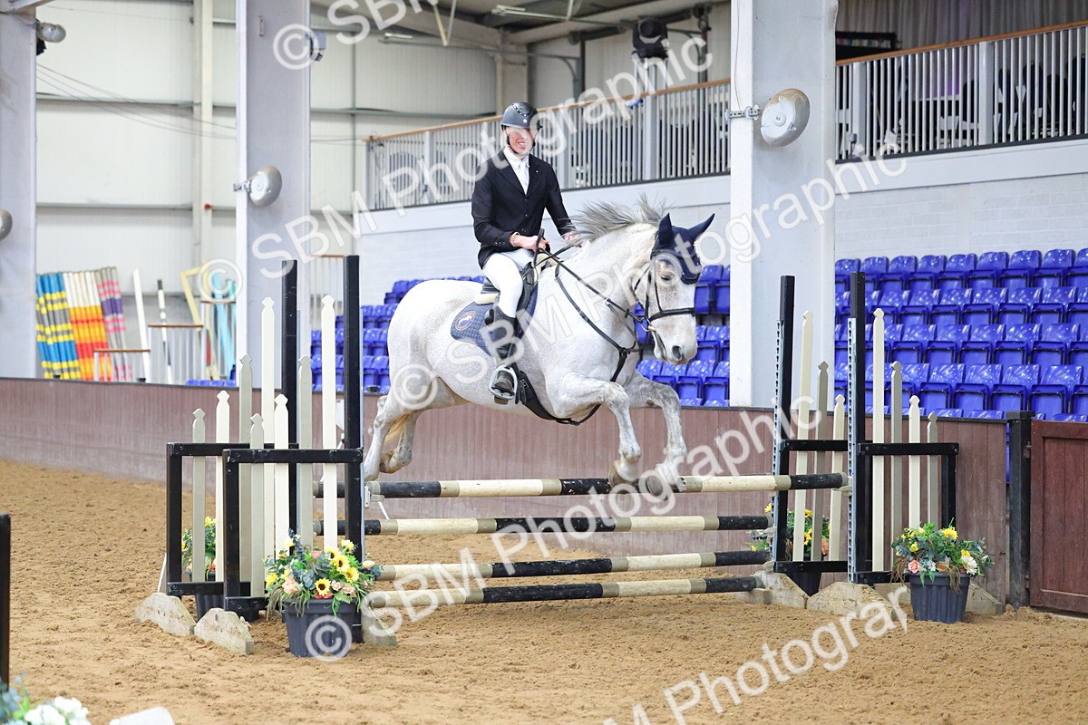 SBM_009789 - Class 20 - Senior British Novice/ 90cm Open - First Round (0.90m)