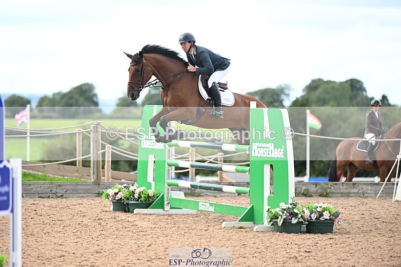 240912A-124156-01528 - Cls 3 Snr Foxhunter