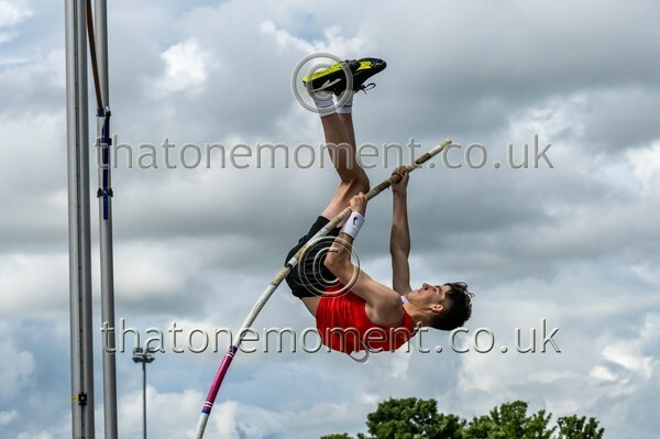 SIAB23-914105 - Field Male Set Two