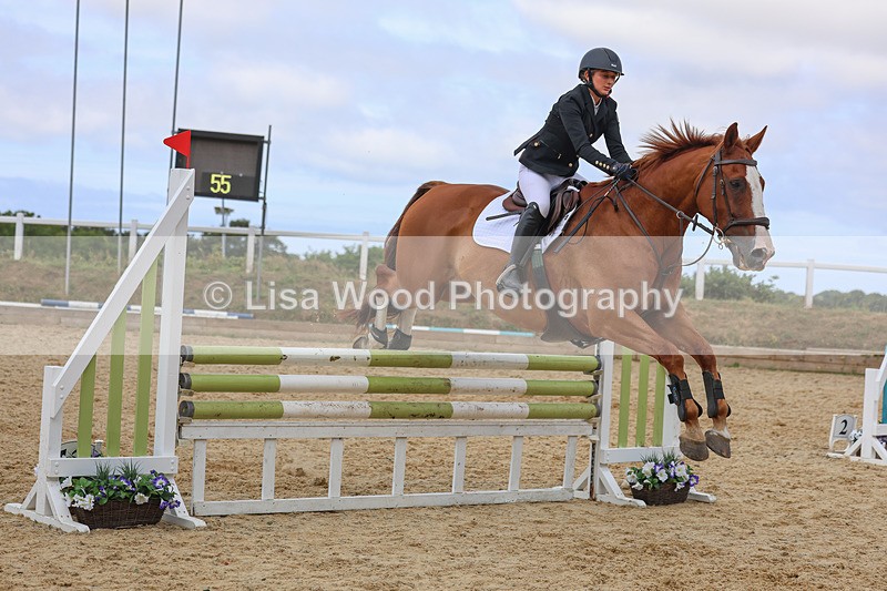 3E7A5028 - Class 4: Senior British Novice/90cm open