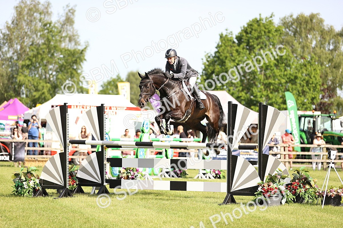SBM_01451 - Class 200 - Martin Grant Homes Welcome Stakes 1.25m Open