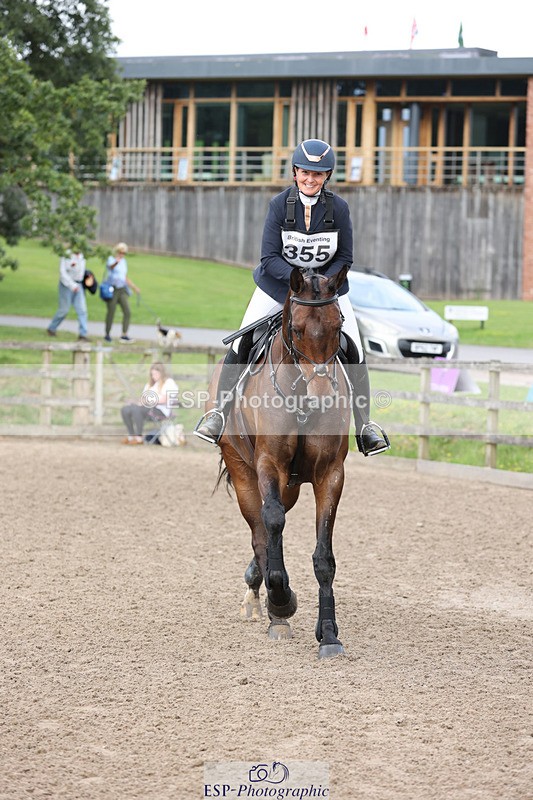 240804-102014-11016 - 355-Selina_Milnes-MUSTAFA_MOLASSES