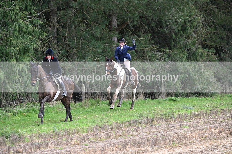 WJ6_9577 - Line Four