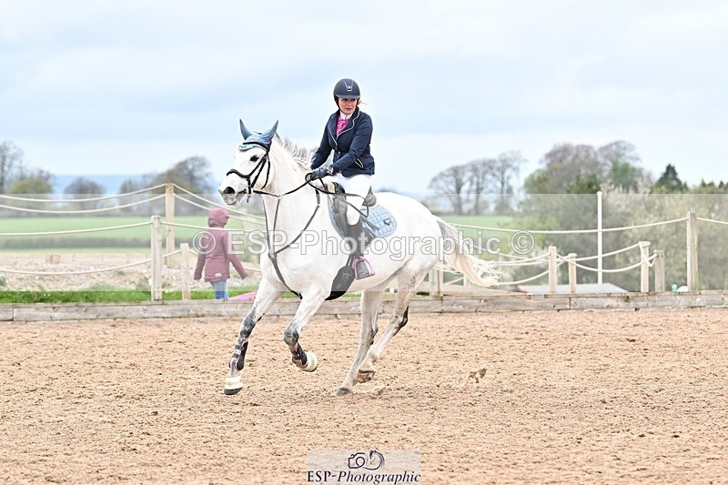 250414-112910-00551 - 90cm Round 1