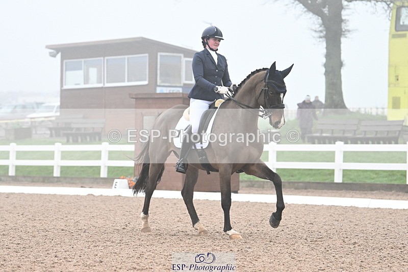 240217A-101042-00737 - 157-charlotte.smithwhite-Luciano