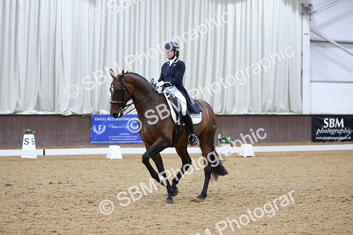 SBM_021777 - Class 14 - FEI Grand Prix - 18.52-19.37