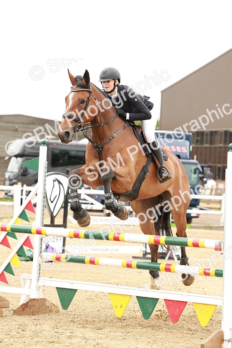 1I0A7637 - Class 4 - Senior Newcomers 1.10m