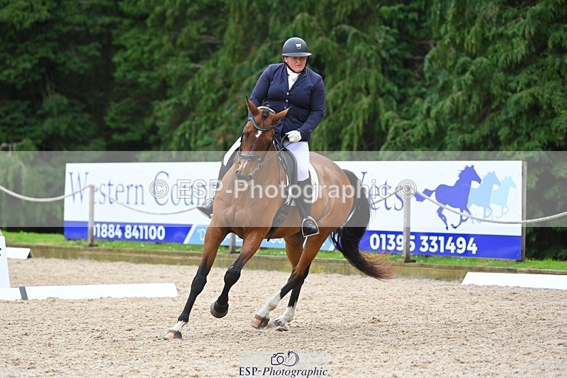 230813-171722-08618 - Cls 14 Medium Silver 16.45 to End