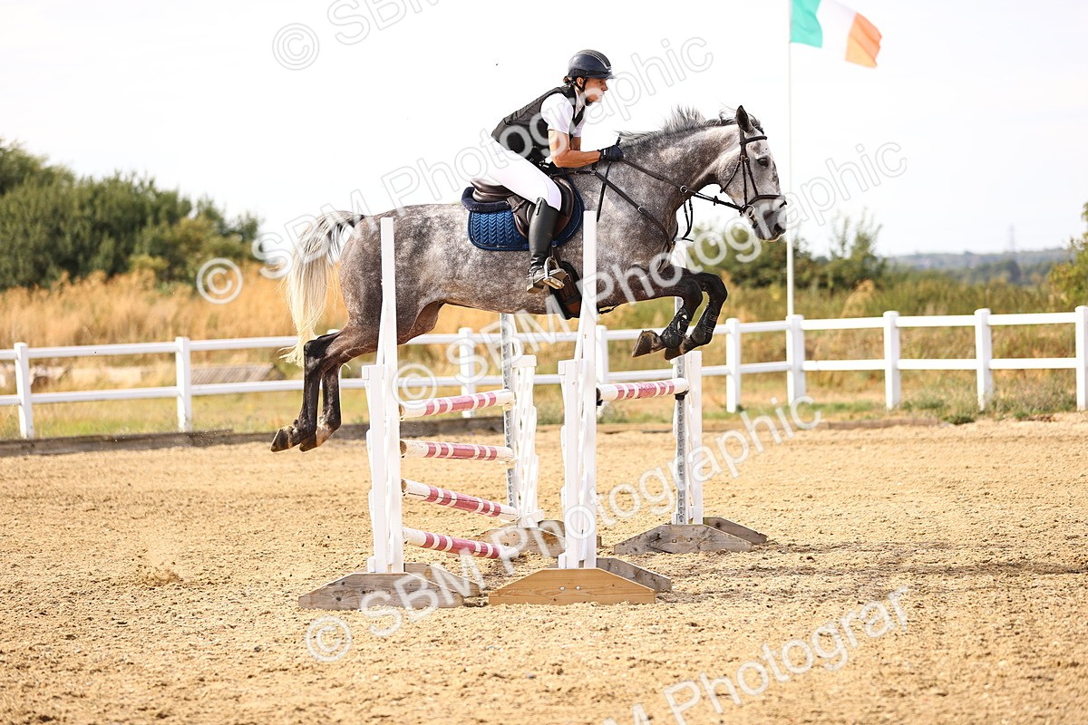 SBM_001685 - Class 6 - Senior Newcomers 1.10m