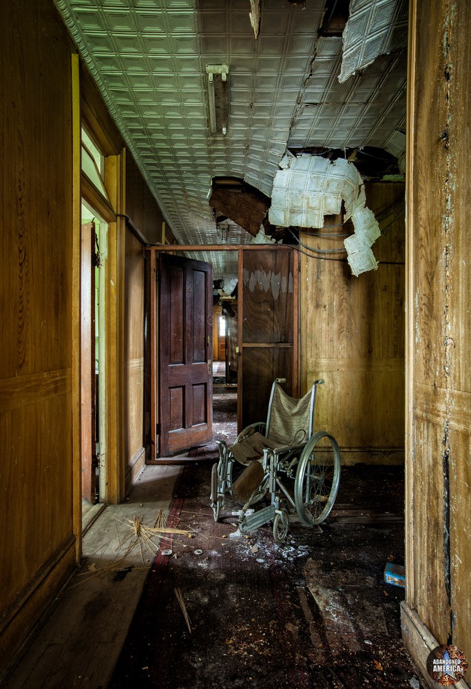 Abandoned Empire Hotel (Sharon Springs, NY) | Wheelchair