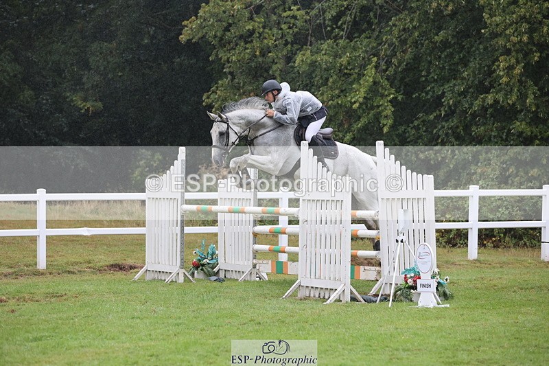 250830A-135156-06815 - Cls 16 Snr Newcomers and 1.10m Open