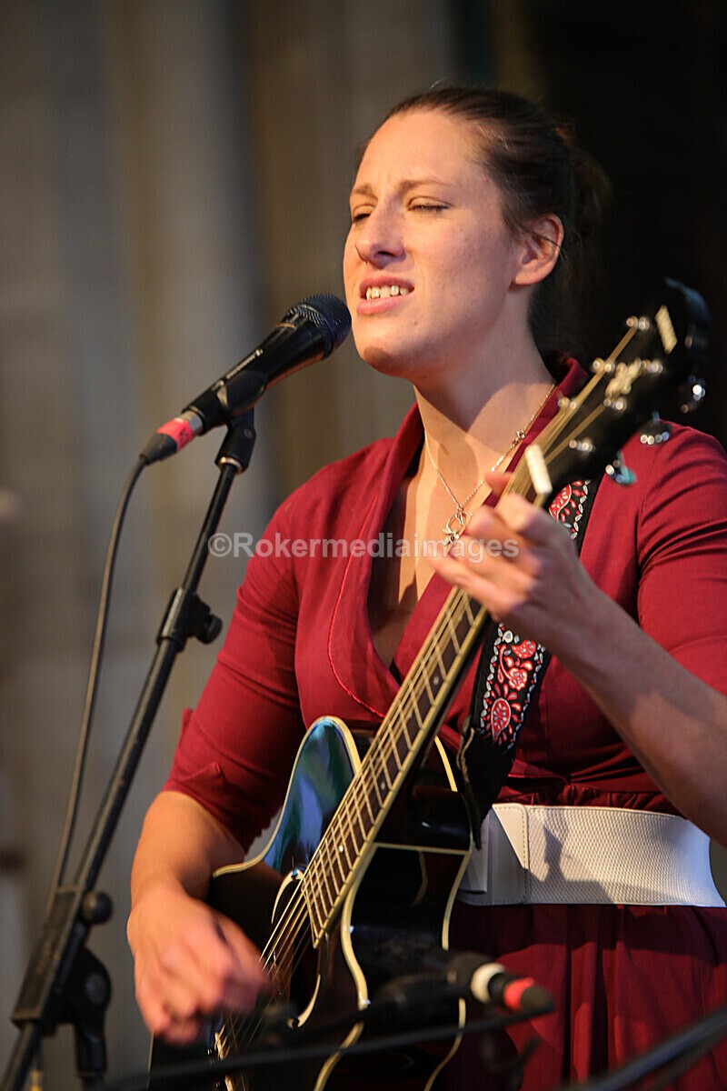 FOLK N BLUES-49 - FOLK and BLUES SEPT 2022