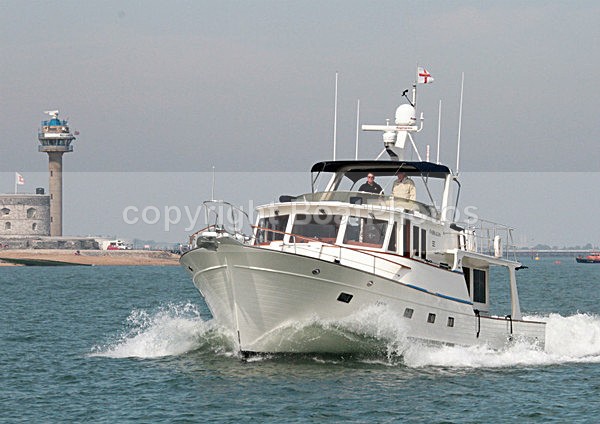 110902 FARRAGON FLEMING MG_4834 - Flybridge Cruisers