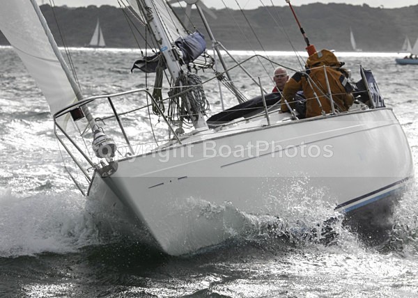 120630 Elizabeth _MG_2496 - ROUND THE ISLAND RACE - 30th June 2012