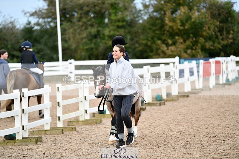 241013B-101526-00328 - Cls 2c 40cm Lead Rein