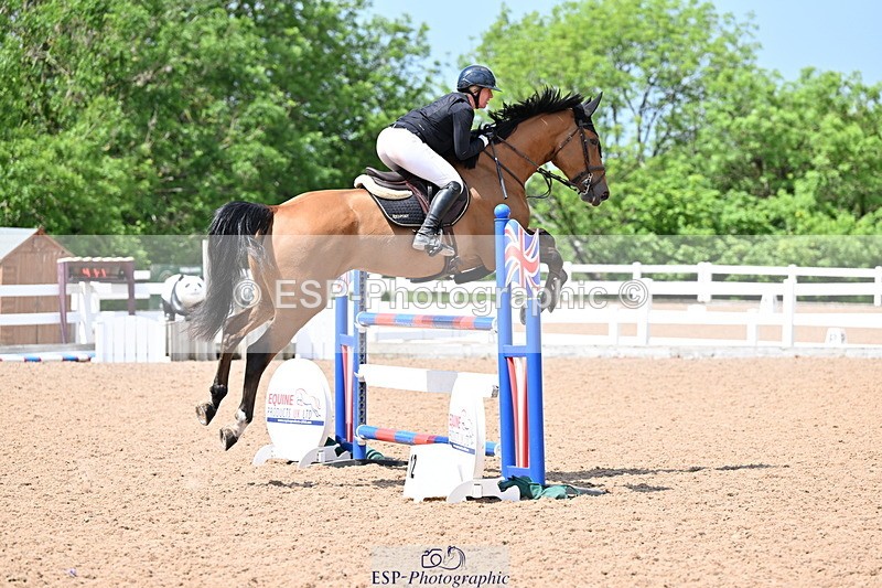 240605A-142501-00730 - Cls 4 Newcomers and 1.10m Open