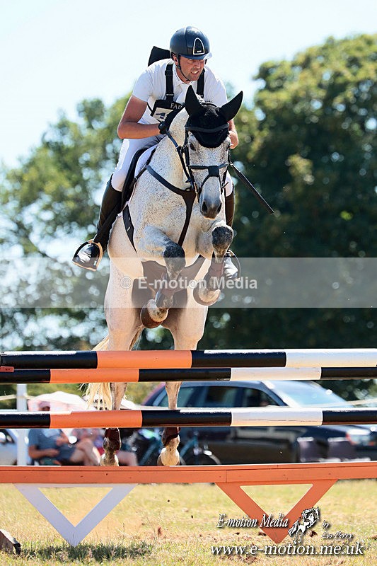 BEsj 100725  2869a - Equestrian