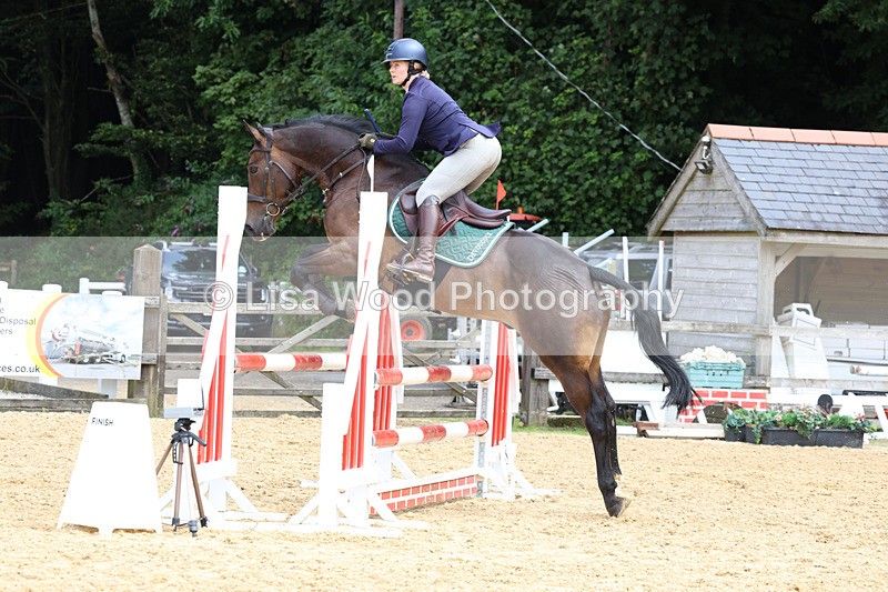 3E7A9949 - Class 9: Senior British Novice/90cm open