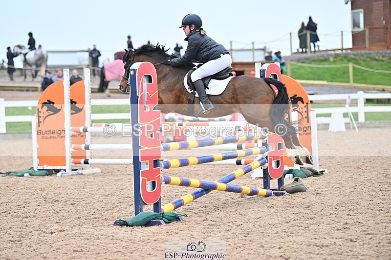 240128A-113438-00563 - Cls 3 Pony Discovery and 90cm Open