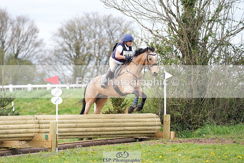 250419-152107-12421 - 615-Celia.Bellamy-MOUGHANA.STAR