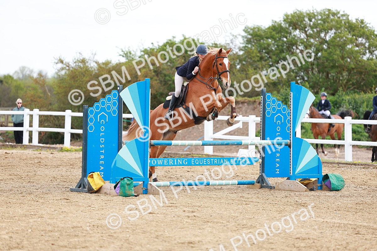 SBM_001851 - class 8 - Senior British Novice - 90cm