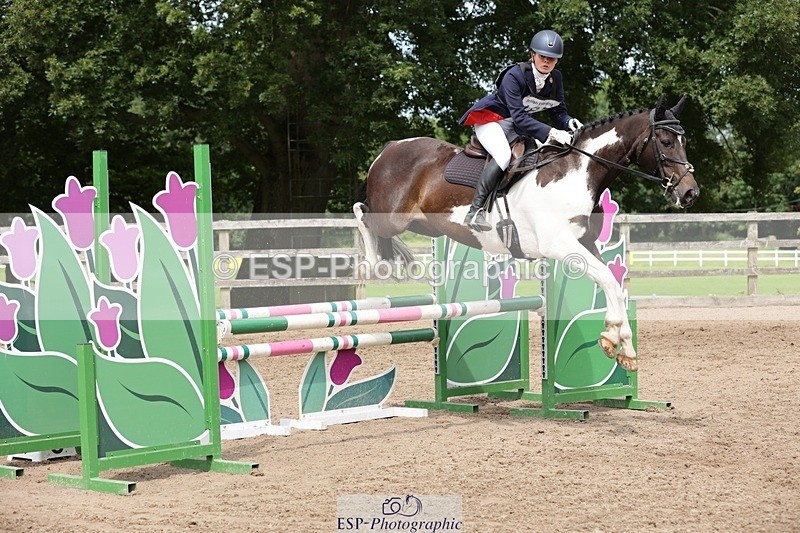 240803-142009-06042 - 185-Annabel_Taylor-LIQUORICE_ALLSORTS