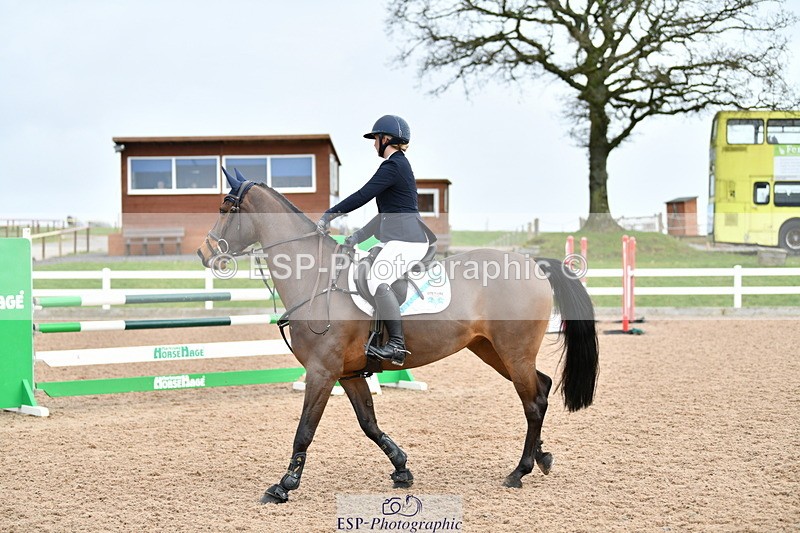 240124A-124627-00536 - Cls 3 Newcomers & 1.10m Open