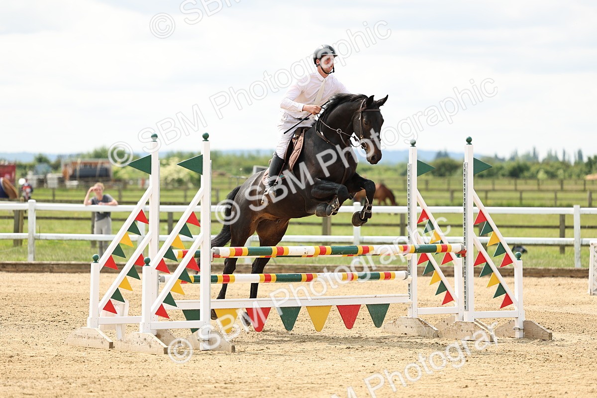 SBM_005151 - Class 17 - Senior Discovery - 1.00m