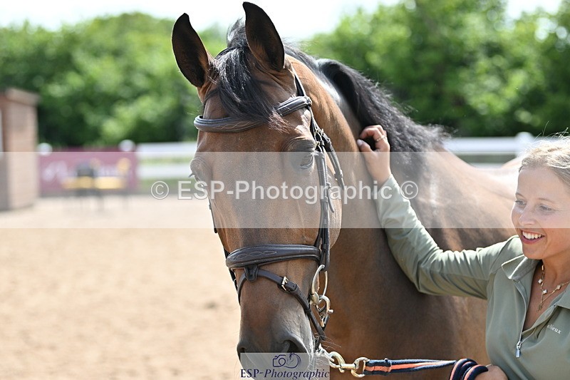 240717A-154958-03084 - Trot Up 3pm to 4pm