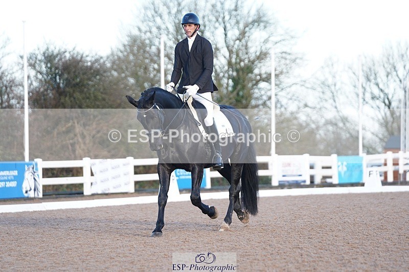 241214-101830-00144 - 115-Joe.Roome-Monarchs.Way.Tobiah