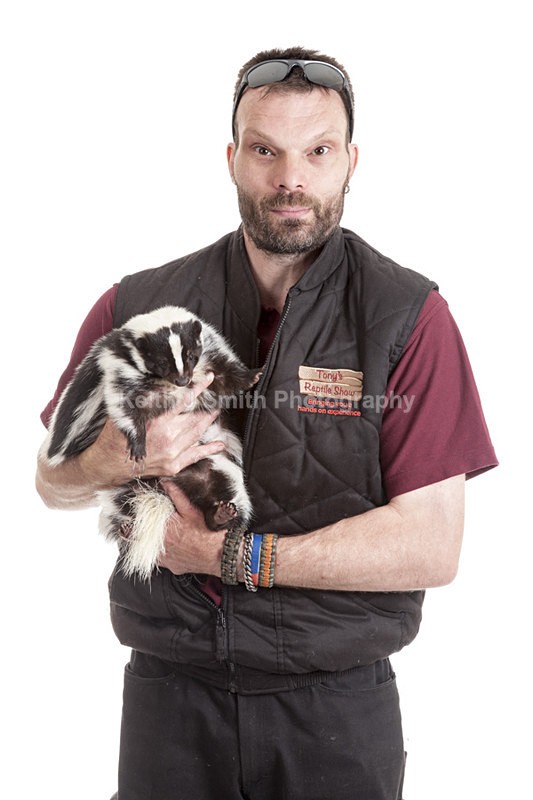 2SKJ8723 - Roaming Reptile Show. II