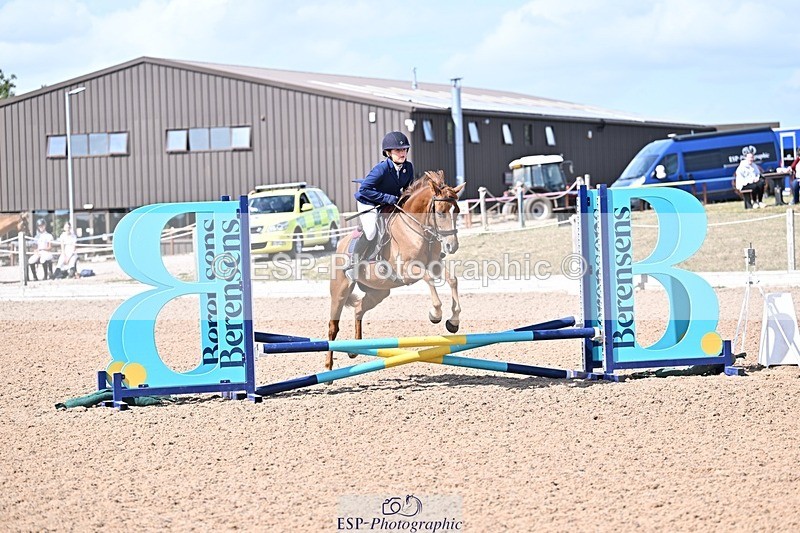 250826-145048-00033 - Clear Round and 60cm