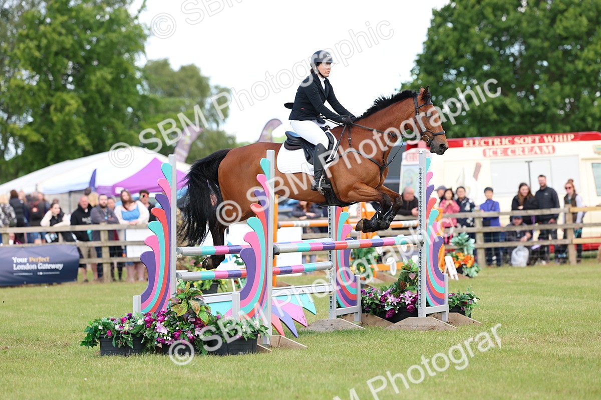 SBM_13486 - Class 206 - Senior Newcomers - 1.10m Open