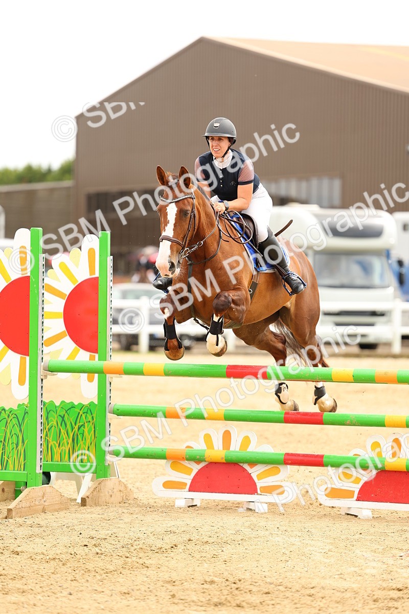 SBM_010094 - Class 3 - Senior Newcomers - 1.10m Open